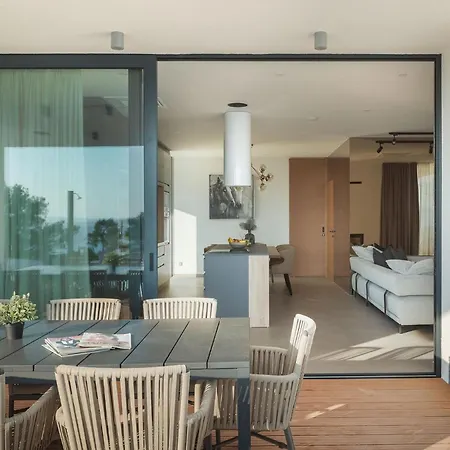 בית נופש Calvi *