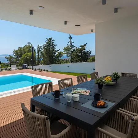 Tatil Evi Calvi