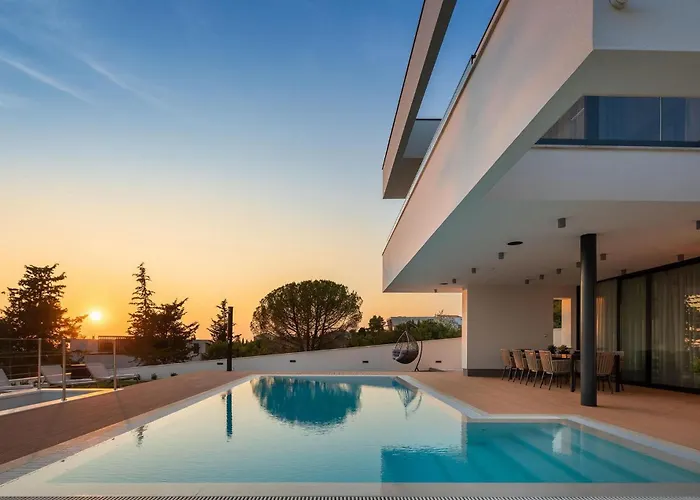 Feriehus Calvi Zadar
